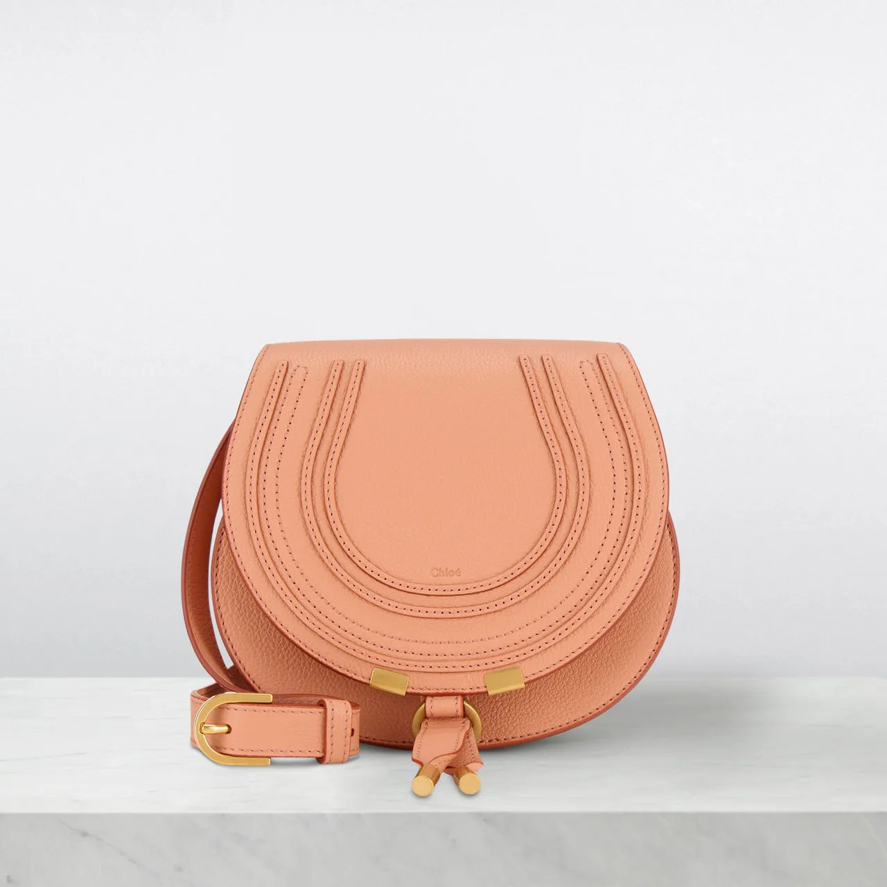 CHLOÉ The Sustainable Edit Marcie Leather Crossbody Bag - Dark Pink