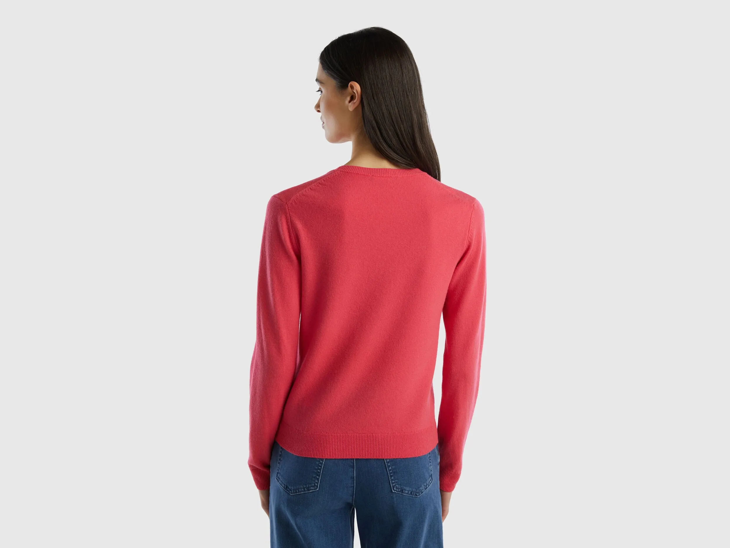 Fuchsia crew neck sweater in Merino wool - Fuchsia | Benetton