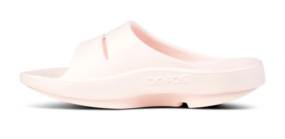 Oofos Women’s OOahh Sport Slide Sandals-Blush