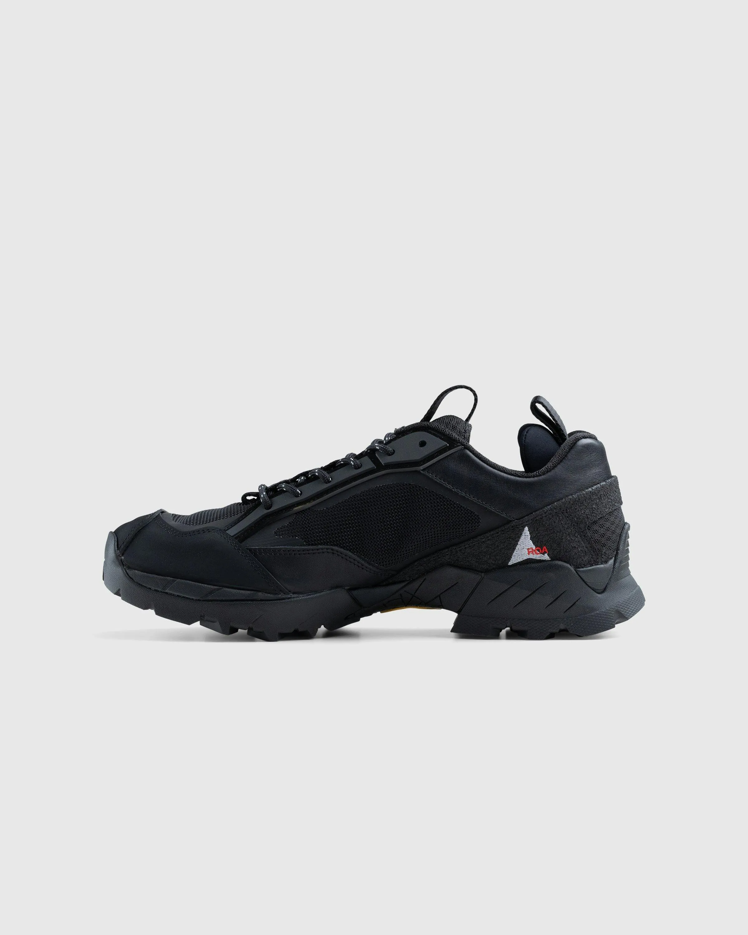 ROA – Lhakpa Sneaker Black | Highsnobiety Shop