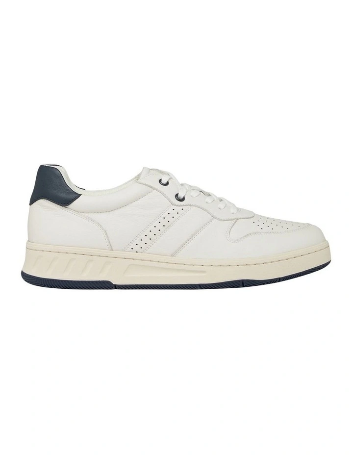 Swing Leather Sneaker in Off White/Navy