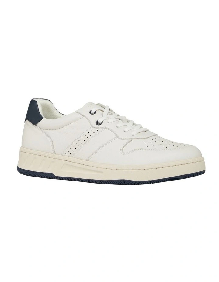 Swing Leather Sneaker in Off White/Navy