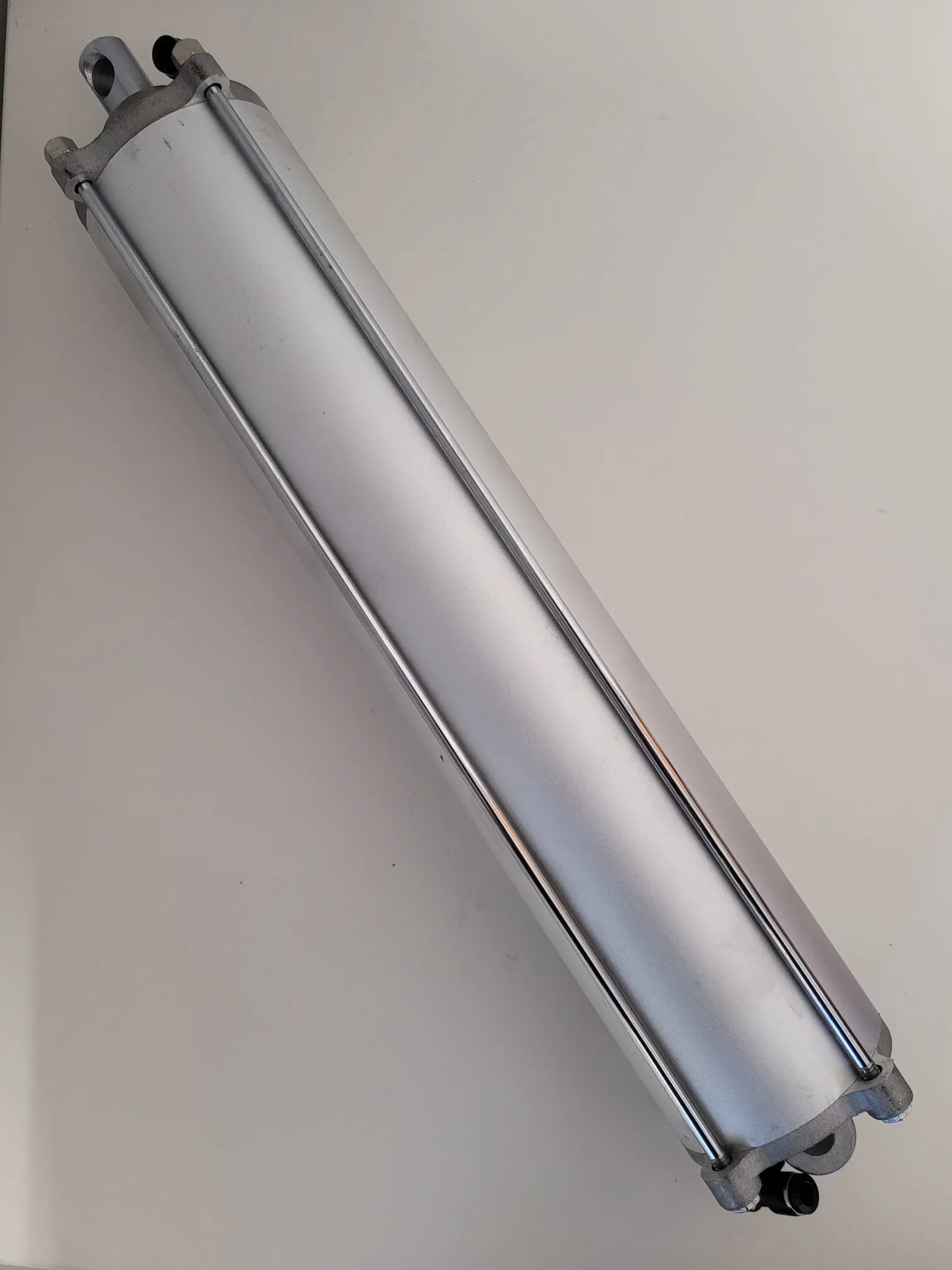 Taranto Air Cylinder For TT2000  ( 2 Way Connector )